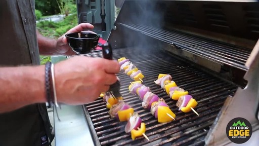 10 PC CUT N' QUE BBQ KIT - image 8 from the video