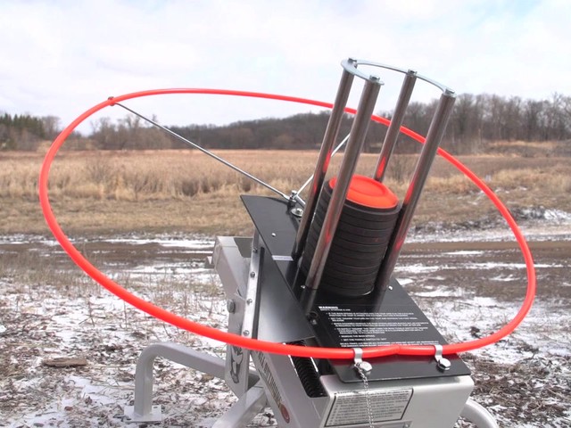 Do-All Outdoors White Wing Automatic Trap Thrower - image 6 from the video