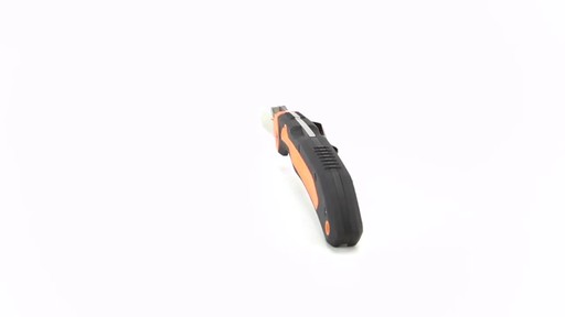 Gerber Vital Big Game Folder Knife Replaceable Blade 360 View - image 8 from the video