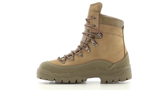 US MIL MOUNTAIN COMBAT BOOT N - image 1 from the video