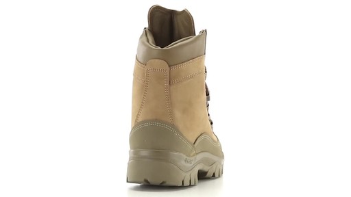 US MIL MOUNTAIN COMBAT BOOT N - image 6 from the video