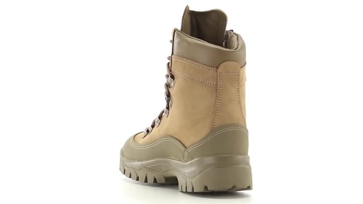 US MIL MOUNTAIN COMBAT BOOT N - image 7 from the video