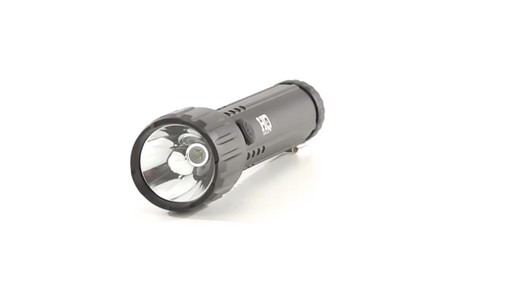HQ ISSUE Pro Series Flashlight 860 Lumen 360 View - image 1 from the video