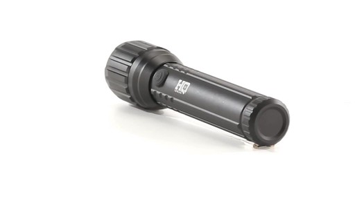 HQ ISSUE Pro Series Flashlight 860 Lumen 360 View - image 8 from the video