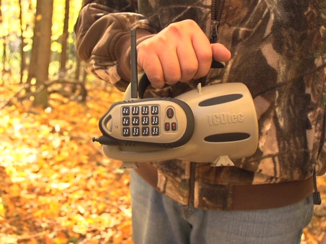 ICOtec® GC300 Electronic Predator Call    - image 3 from the video