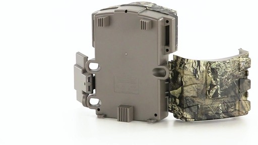 Moultrie M-999i Mini Game Camera 360 View - image 6 from the video