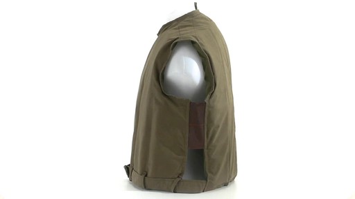 Czech Military Surplus Flotation Vest Used 360 View - image 9 from the video