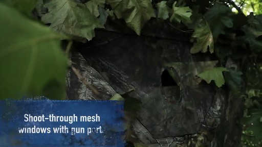 Brickhouse Hub Hunting Blind Realtree Xtra - image 3 from the video