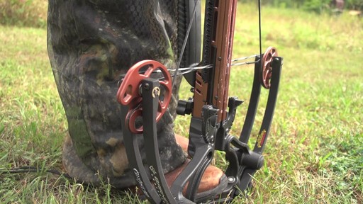 Barnett Ghost 385 Crossbow - image 8 from the video