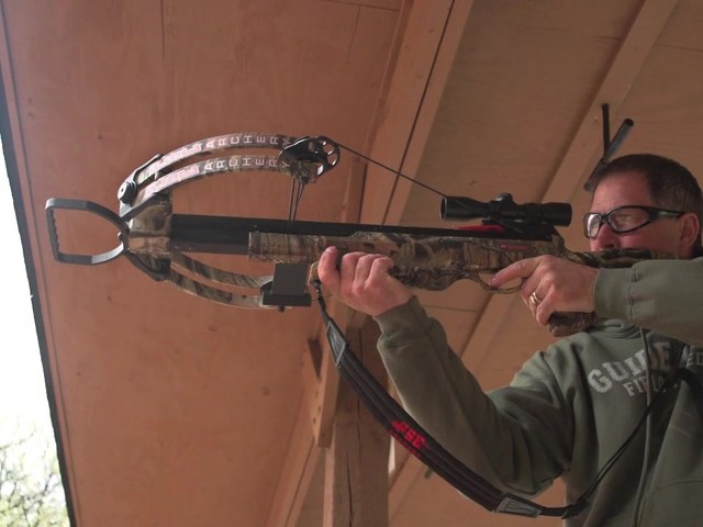 PSE ENIGMA CROSSBOW MOSSY OAK  - image 3 from the video