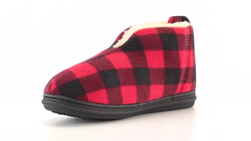Guide Gear Men's Paul Bunyan Slippers 360 View - image 1 from the video