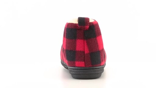 Guide Gear Men's Paul Bunyan Slippers 360 View - image 8 from the video