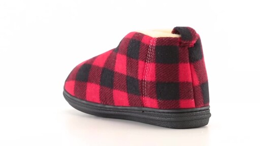 Guide Gear Men's Paul Bunyan Slippers 360 View - image 9 from the video