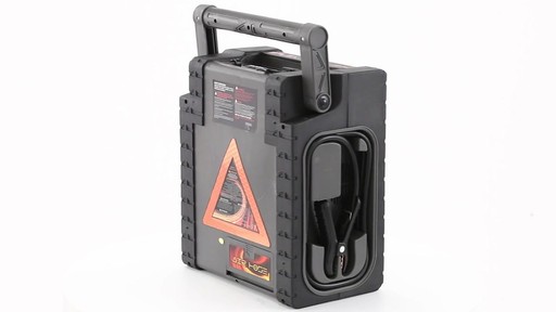 Eflex 5121 Multi purpose Power Source and Jump Starter 360 View - image 4 from the video