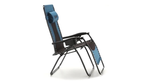 Guide Gear Oversized Zero-Gravity Chair 500-lb. Capacity - image 3 from the video