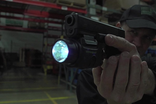 BEAMSHOT GB9000 Green Laser-Light Combo - image 3 from the video