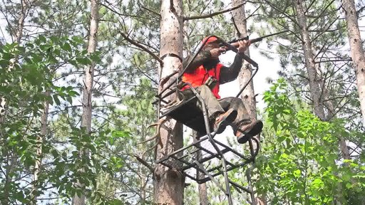 Big Game Celtic Jumbo Ladder Stand - image 9 from the video