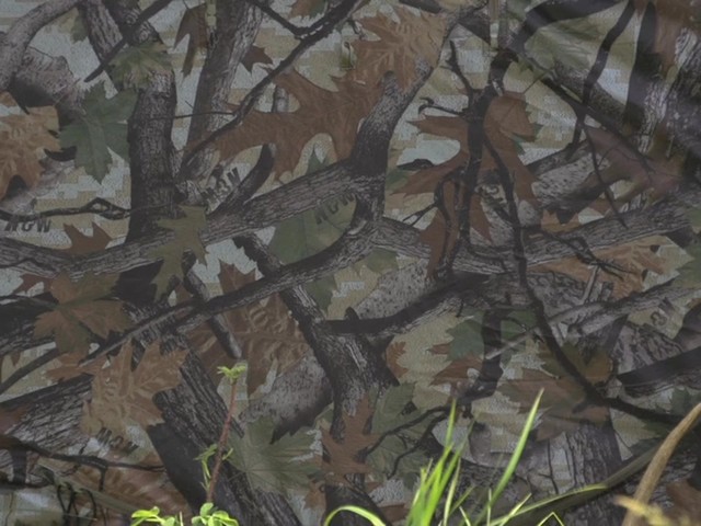 Guide Gear Pop-up Ground Blind - image 8 from the video