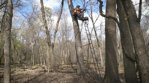 Sniper Deluxe 2-man Ladder Tree Stand 18' - image 8 from the video