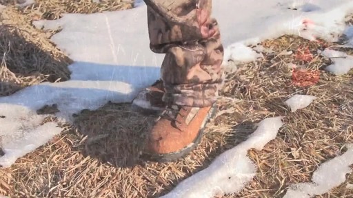 Guide Gear Men's Insulated Hunting Boots Waterproof Thinsulate 400 gram - image 9 from the video