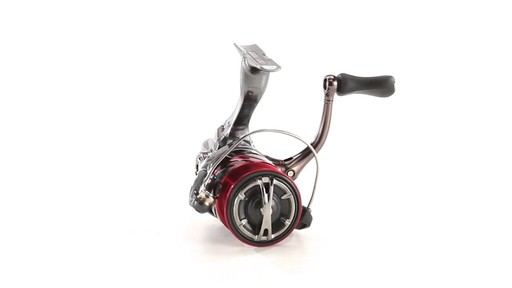 Shimano Stradic CI4  Spinning Fishing Reel 360 View - image 2 from the video