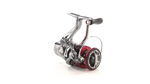 Shimano Stradic CI4  Spinning Fishing Reel 360 View - image 3 from the video