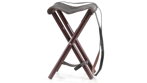 Italian Government Surplus Folding Stable Stool New 360 View - image 4 from the video
