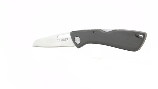 Gerber Sharkbelly Fine Edge Folding Knife 360 View - image 2 from the video
