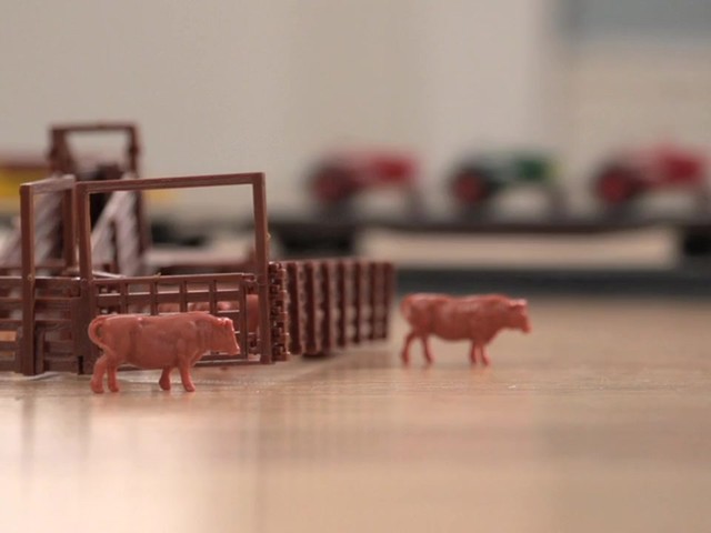 Walthers® Homestead Express HO-scale Train Set - image 5 from the video