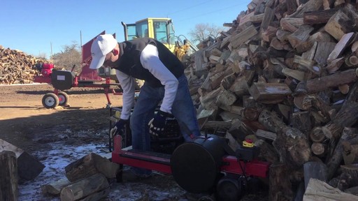 Timber Champ Log Splitter Kinetic 7-ton - image 7 from the video