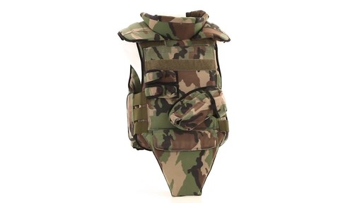 Czech Military Surplus Kevlar Vest with Front and Rear Ceramic Plates Used 360 View - image 2 from the video