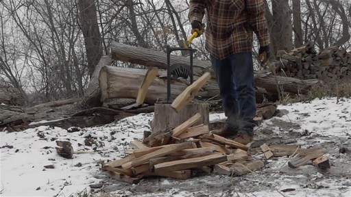 KINDLING CRACKER FIREWOOD XL - image 9 from the video