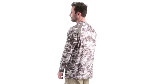 Guide Gear Men's Performance Fishing Long Sleeve Shirt Mossy Oak Elements Agua 360 View - image 6 from the video