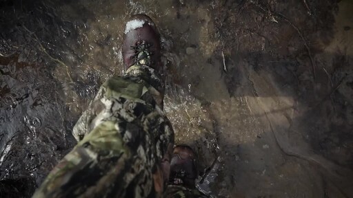Guide Gear Monolithic Extreme Waterproof Insulated Hunting Boots 2400-gram Thinsulate Ultra - image 7 from the video