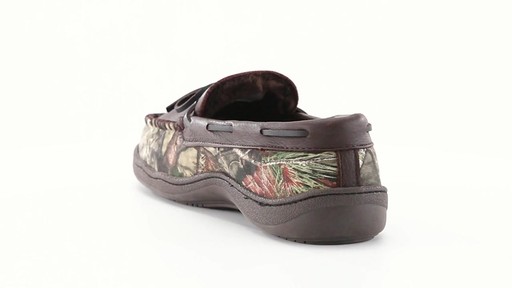 Guide Gear Woodsman Camo Elk Slippers 360 View - image 4 from the video