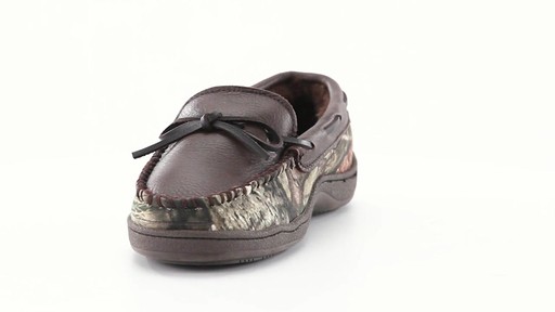 Guide Gear Woodsman Camo Elk Slippers 360 View - image 8 from the video