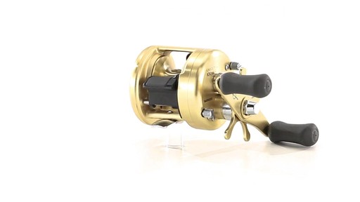 Shimano Calcutta B Baitcasting Reel 360 View - image 3 from the video