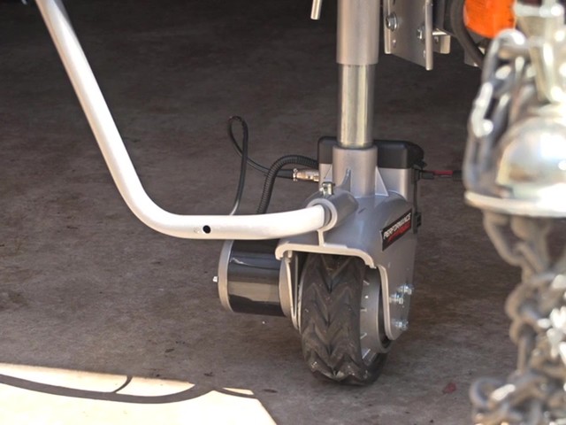 600 lb 12V Motorized Trailer Jack - image 5 from the video