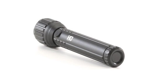 HQ ISSUE Pro Series Flashlight 1000 Lumen 360 View - image 10 from the video