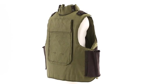 U.S. Military Surplus Point Blank Vest with Kevlar Soft Plates Used - image 3 from the video
