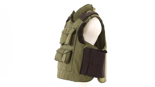 U.S. Military Surplus Point Blank Vest with Kevlar Soft Plates Used - image 8 from the video