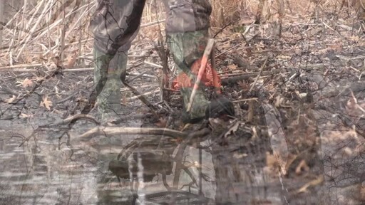 Men's Guide Gear Waterproof 800 gram Thinsulate Ultra Insulation Ankle-fit Rubber Boots Mossy Oak Infinity - image 7 from the video