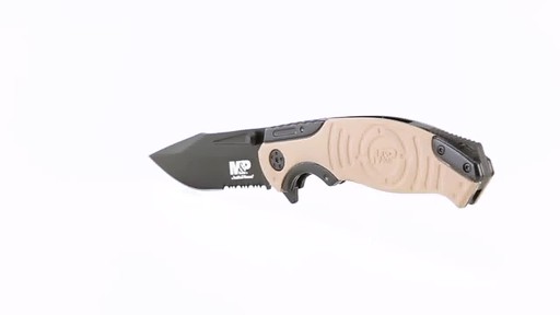 Smith & Wesson Military & Police Liner Lock Folding Knife Brown & Black Handle 360 View - image 10 from the video