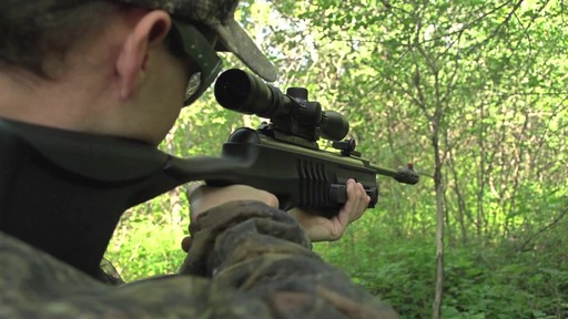 UMAREX FUEL AIR RIFLE - image 8 from the video