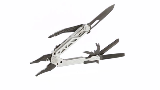 Gerber Center Drive Multi-Tool 360 View - image 7 from the video