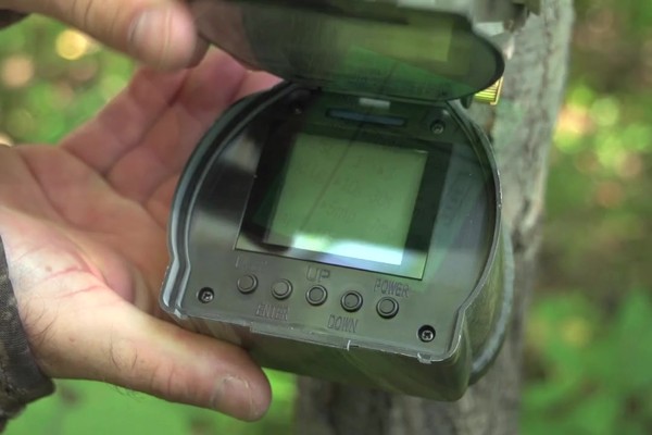 Eyecon™ Mantis™ Trail Camera - image 6 from the video