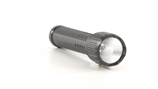 HQ ISSUE Pro Series Flashlight 650 Lumen 360 View - image 2 from the video