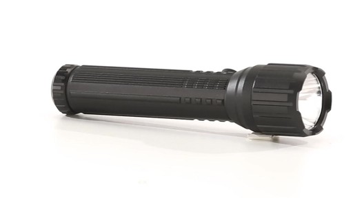 HQ ISSUE Pro Series Flashlight 650 Lumen 360 View - image 3 from the video