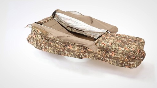 Guide Gear Deluxe Waterfowl Hunting Blind - image 9 from the video
