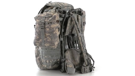 US MIL ACU MAIN PACK COMPLETE 360 View - image 1 from the video